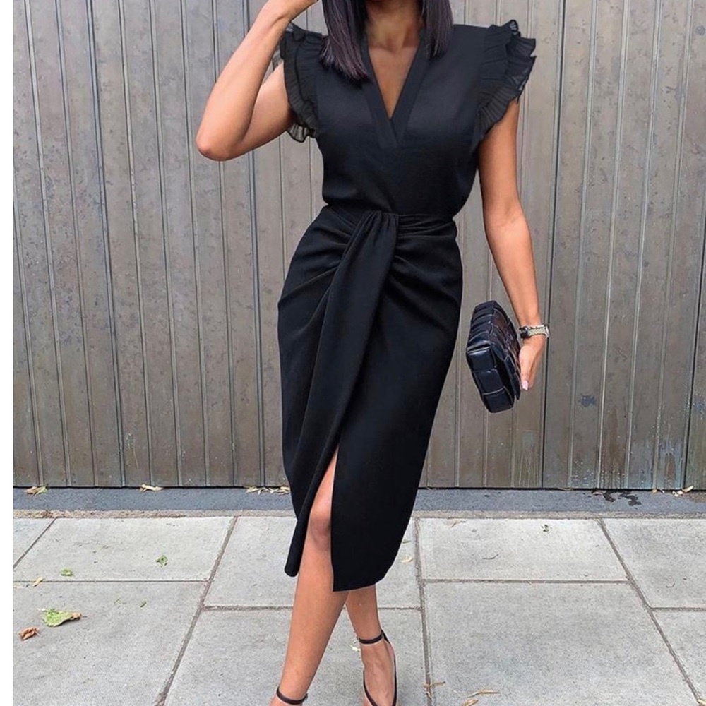 Cute black dress! Brand new, with tags!
